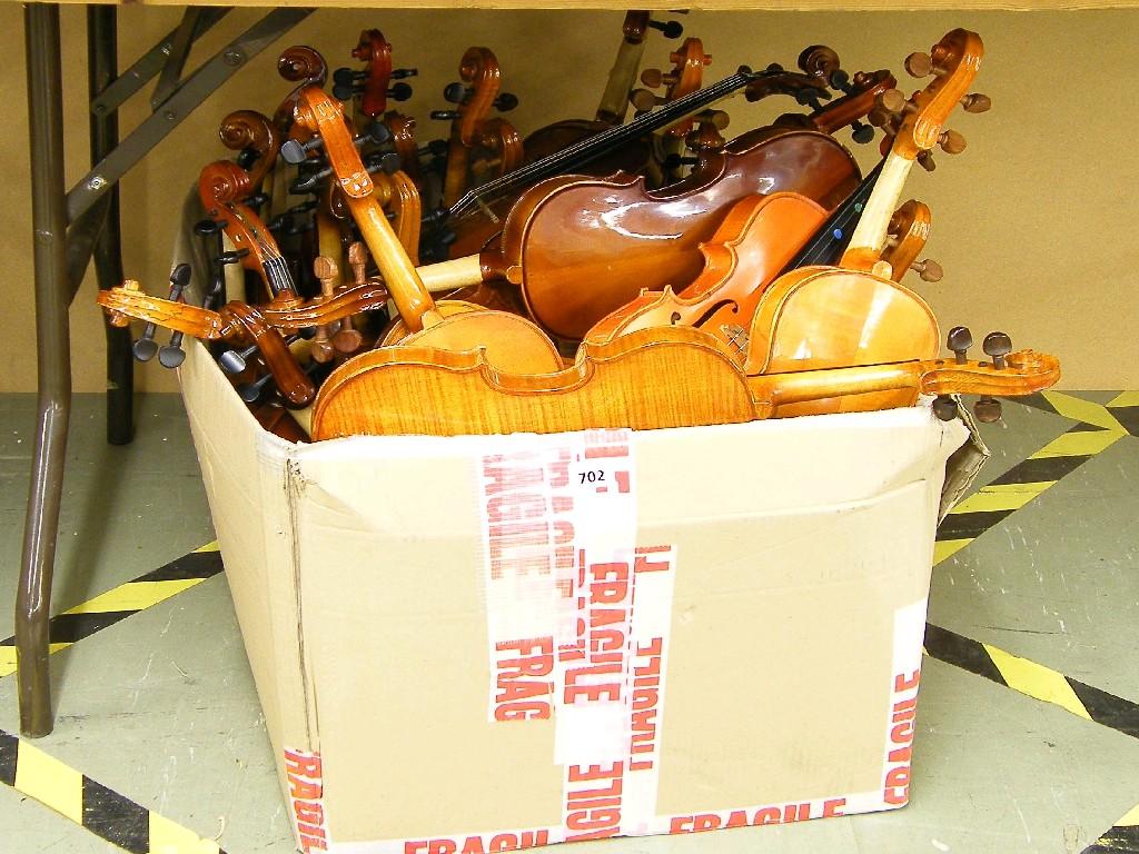 Appraisal: Thirty various contemporary student grade violins