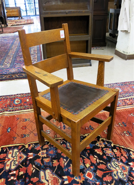 Appraisal: CRAFTSMAN STYLE OAK ARMCHAIR American model - c with horizontal