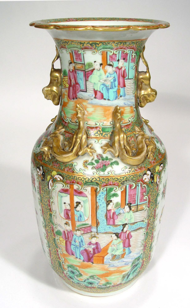 Appraisal: Cantonese porcelain vase with gilded lizards to the neck the