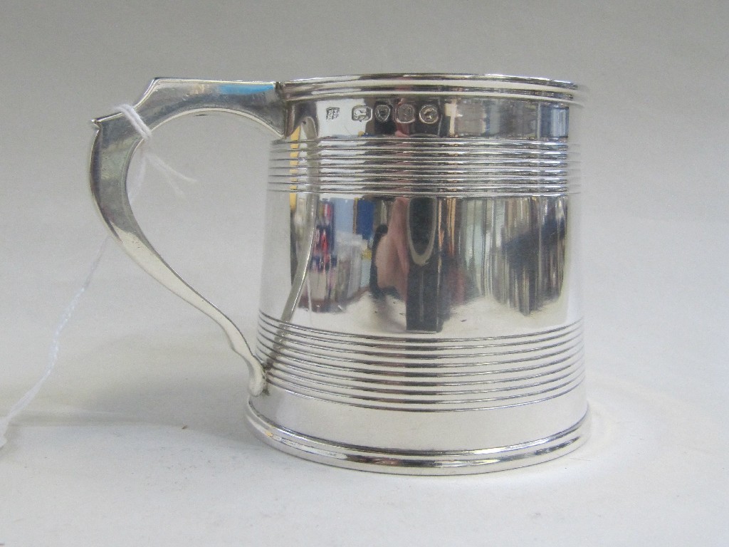 Appraisal: Victorian silver tankard London