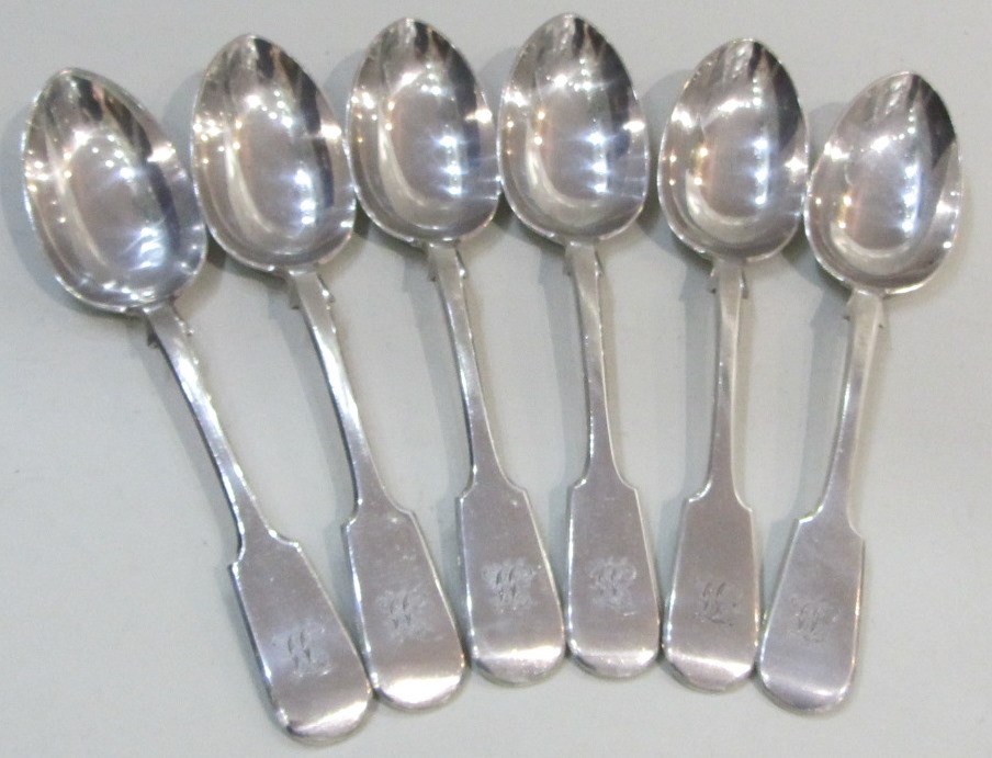 Appraisal: A set of six Victorian silver fiddle pattern dessert spoons