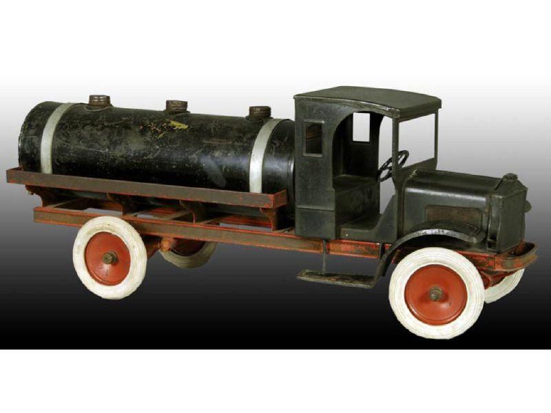 Appraisal: Pressed Steel Kelmet Big Boy Tank Truck Toy Description ''