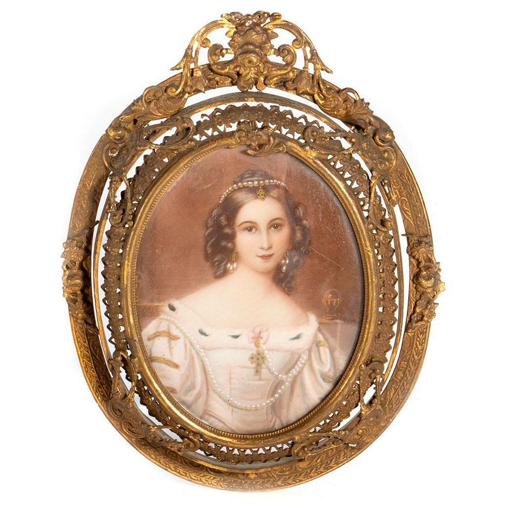 Appraisal: th Century Portrait Miniature Depicting a Lady of Title wearing