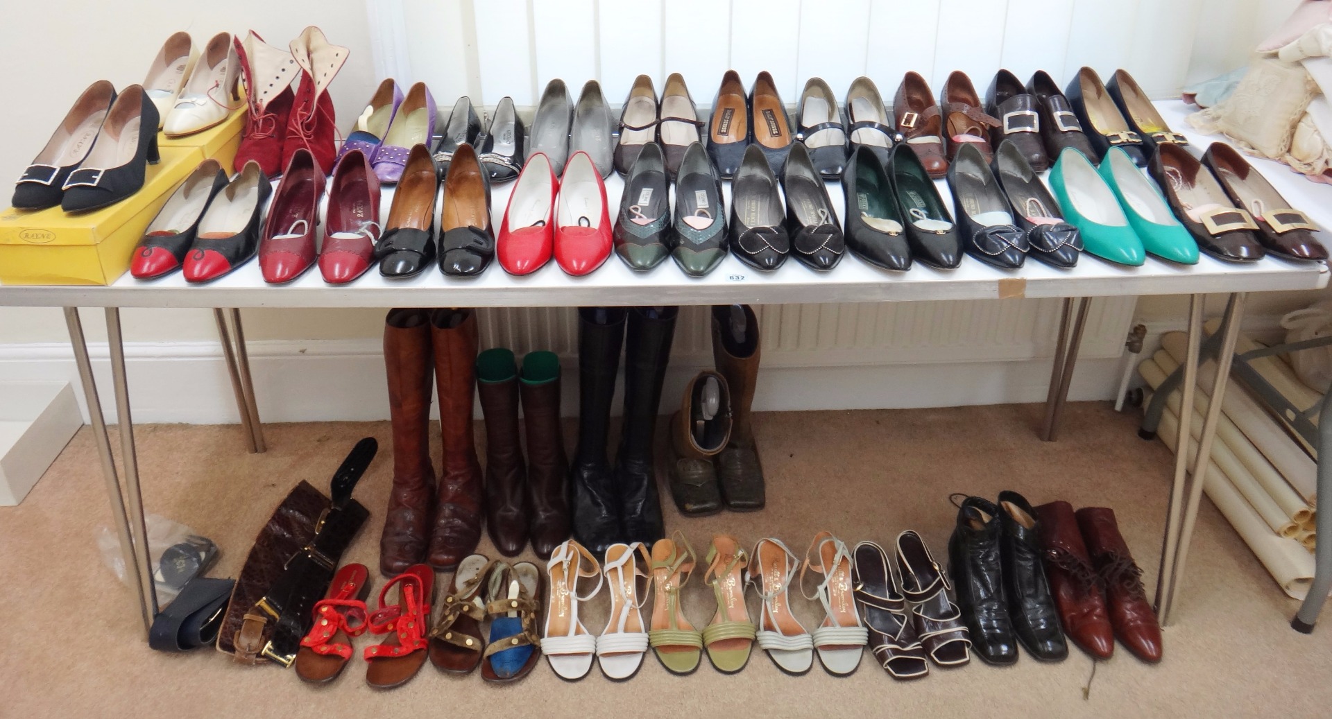 Appraisal: Various pairs of lady's shoes sizes - UK size by