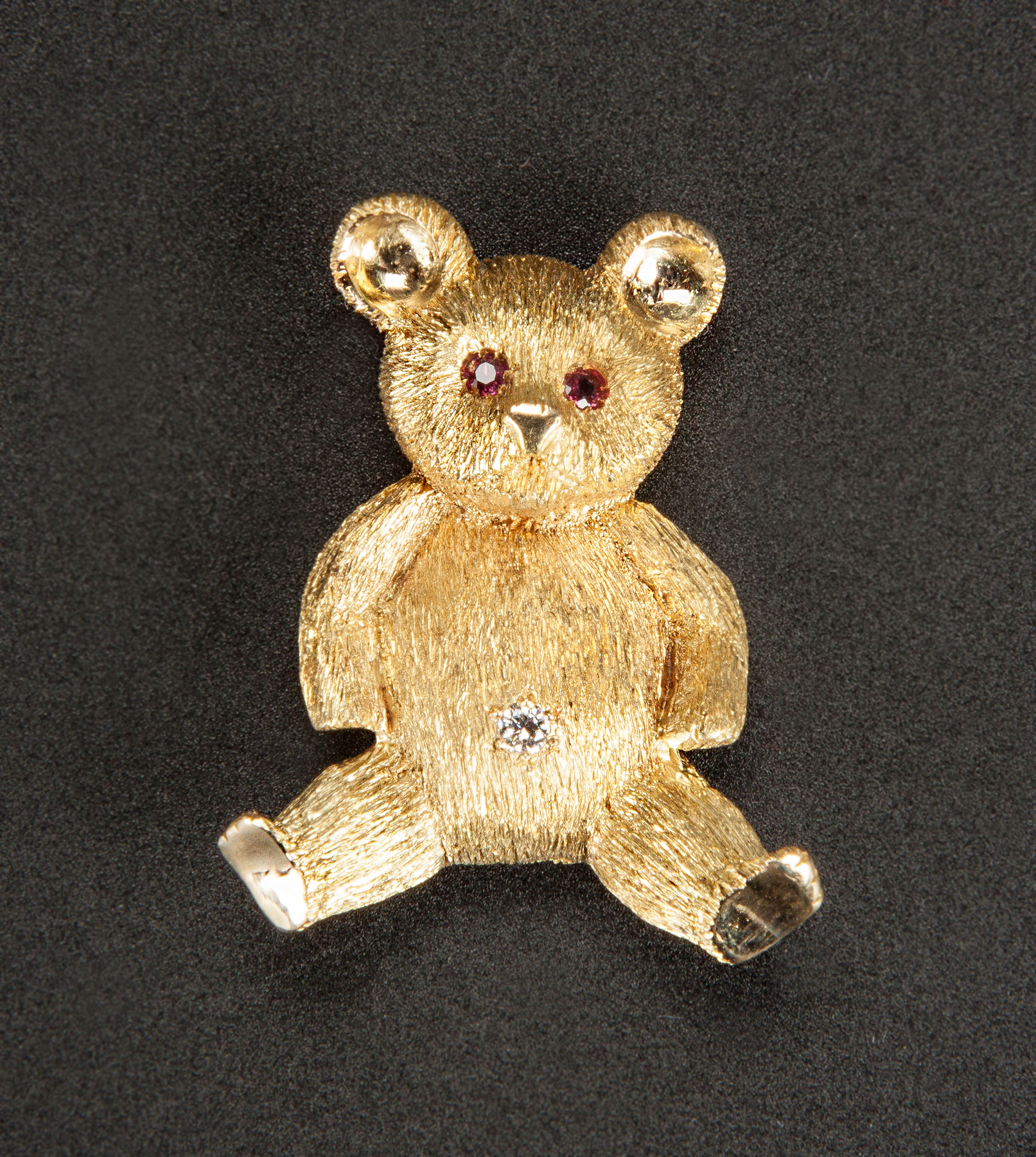 Appraisal: Attr to Cartier K Gold Teddy Bear Pin Initialed 'LG'