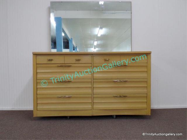 Appraisal: Mid Century 's Dresser w Mirror Made of solid oak