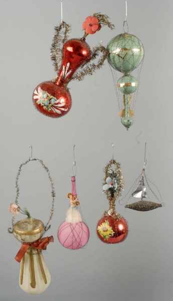 Appraisal: Lot of Wire Wrapped Ornaments Description Assorted shapes Condition Excellent