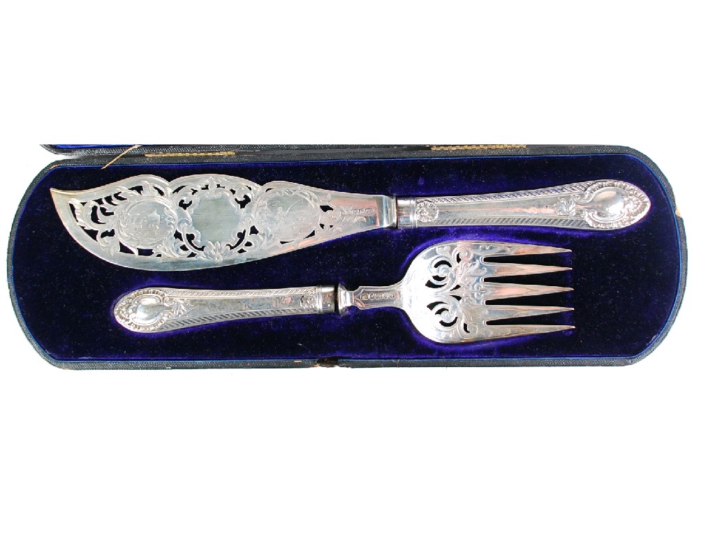 Appraisal: CASED PAIR OF VICTORIAN SILVER FISH SERVERS with pierced blade