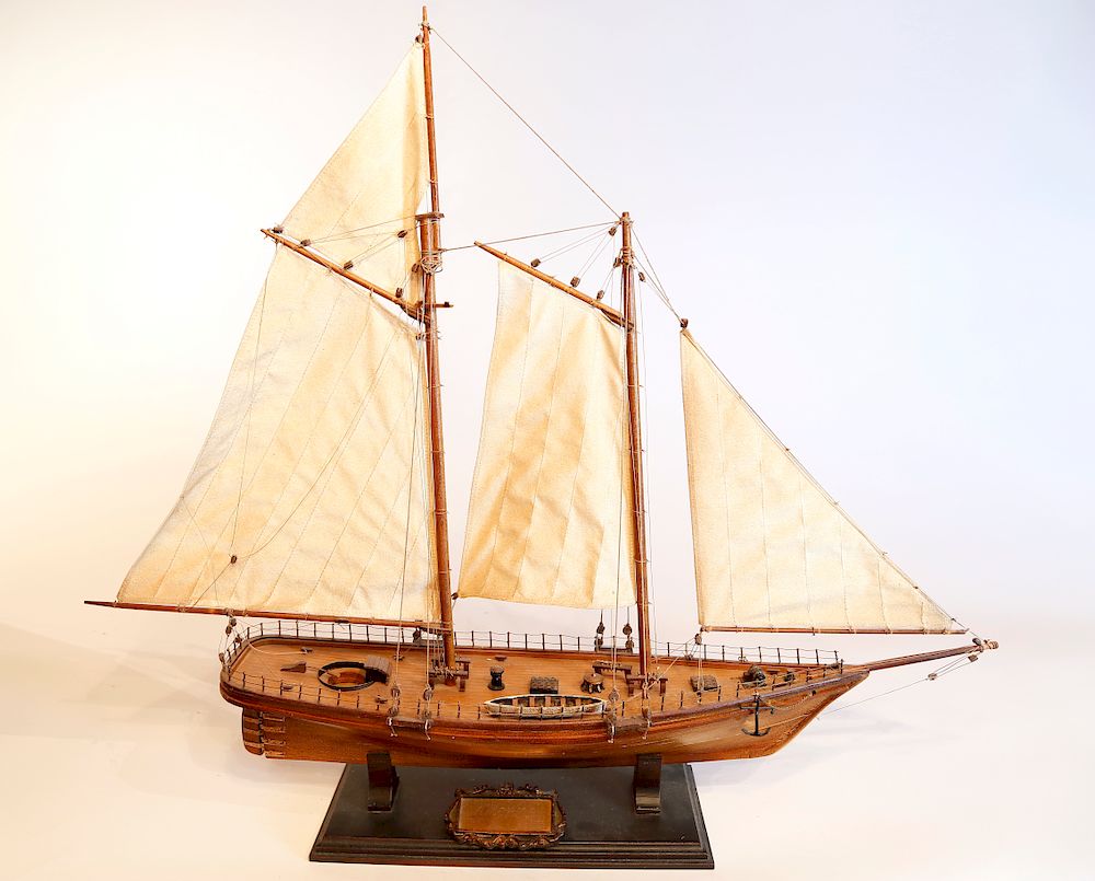 Appraisal: Baltimore Skipjack Model Exclusive on Bidsquare Baltimore Skipjack Model of