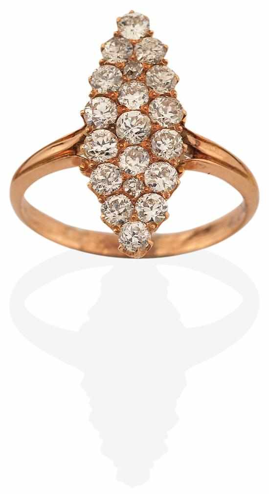 Appraisal: AN ANTIQUE DIAMOND RING The marquise shaped cluster set with