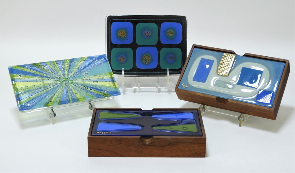 Appraisal: PC HIGGINS MCM MODERN TOBACCO BOX ART GLASS GROUP United