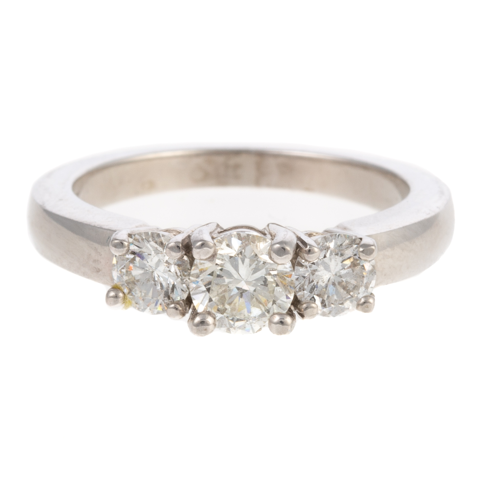 Appraisal: A CTW THREE-STONE DIAMOND RING IN PLATINUM Platinum ring featuring