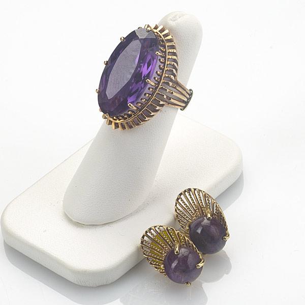 Appraisal: MODERN NEOCLASSICAL JEWELRY Open-work synthetic alexandrite ring k yg size