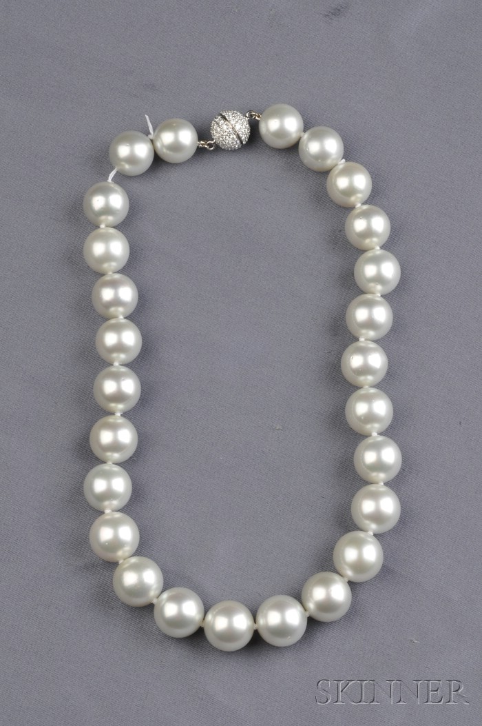 Appraisal: South Sea Pearl Necklace composed of twenty-six pearls graduating in