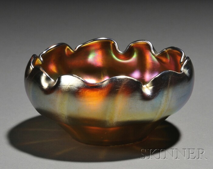 Appraisal: Tiffany Favrile Glass Bowl Iridescent glass New York early th