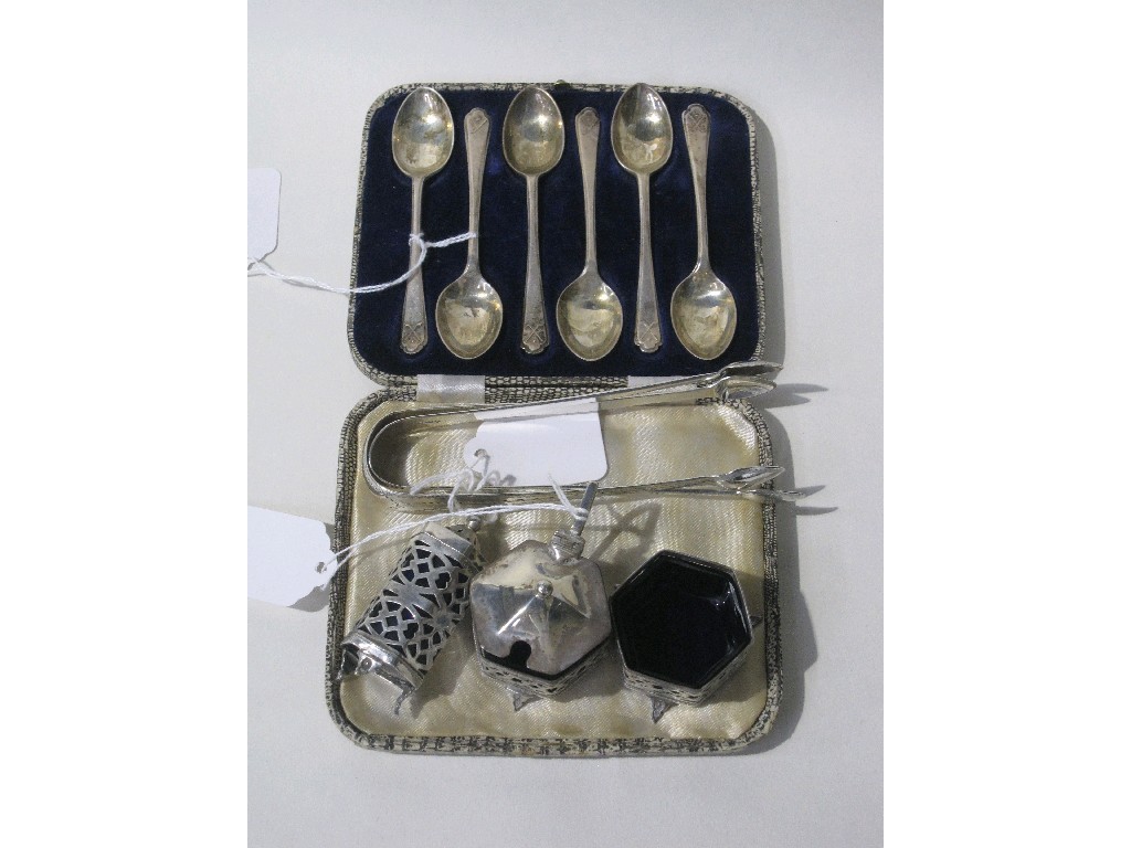 Appraisal: Lot comprising cased set of six silver spoons Sheffield a