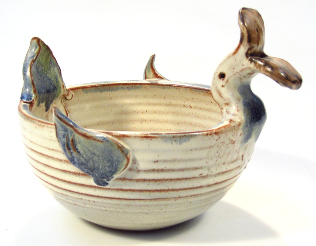 Appraisal: A thC Studio pottery salt glazed bowl the circular body