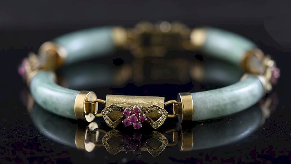 Appraisal: K Jade Bracelet Stamped k yellow gold jade bracelet with