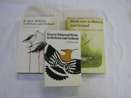 Appraisal: J T R SHARROCK SCARCE MIGRANT BIRDS IN BRITAIN AND