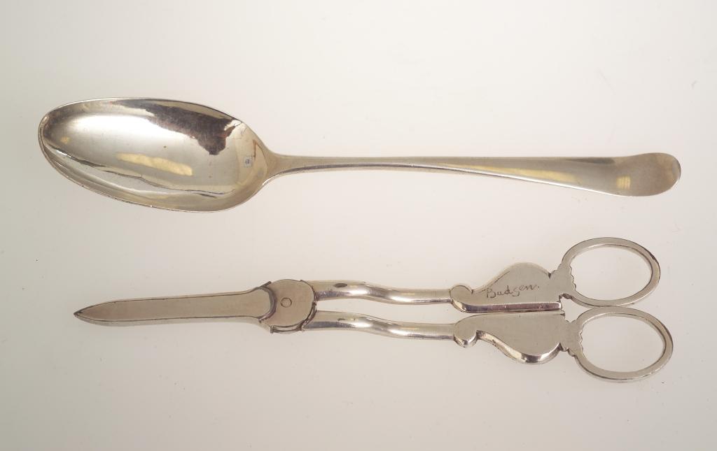 Appraisal: GEORGE III SILVER TABLESPOON HESTER BATEMAN LONDON fiddle pattern oz