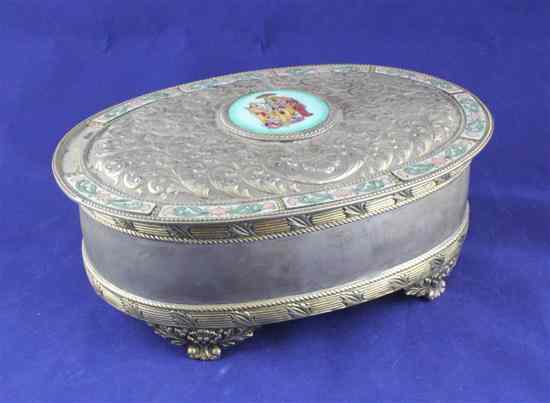 Appraisal: An Indian parcel gilt white metal trinket box of oval