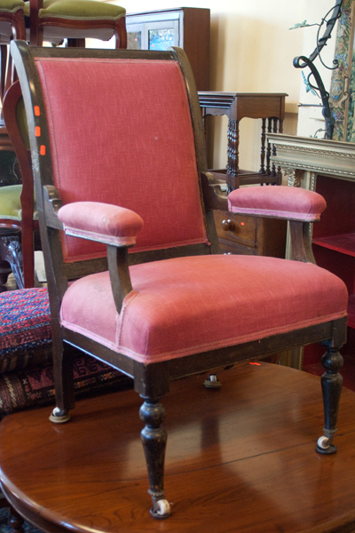 Appraisal: LATE TH CENTURY GENTS CHAIR