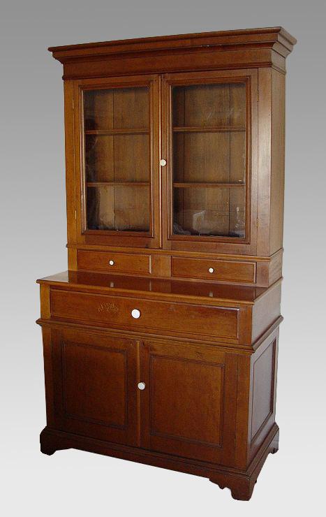 Appraisal: AMERICAN COUNTRY CHERRY STEPBACK CUPBOARD Two part with the top