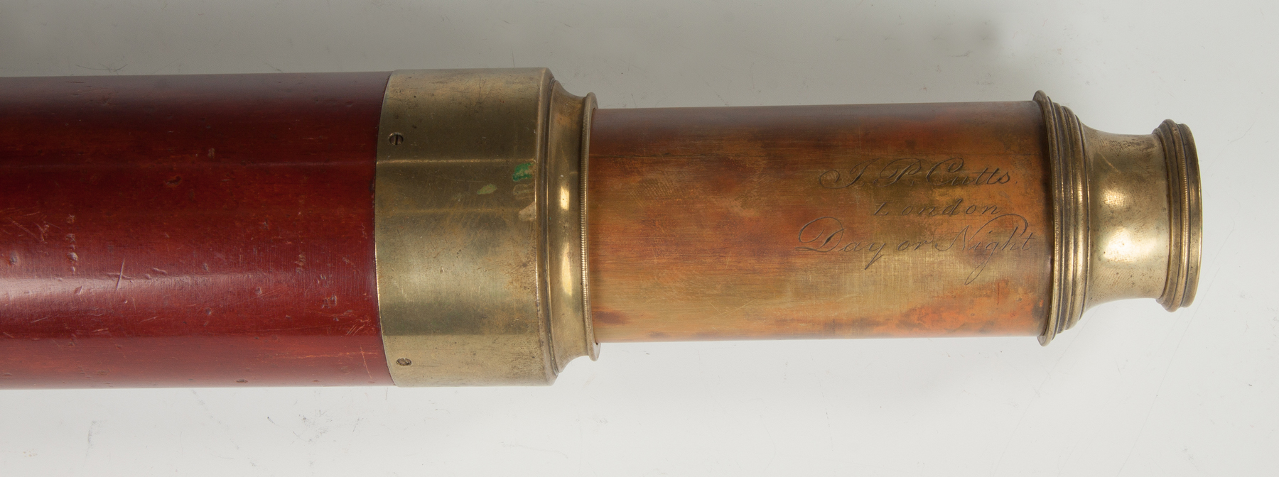 Appraisal: J P Cutts London Mahogany Brass Telescope th cent Sgn