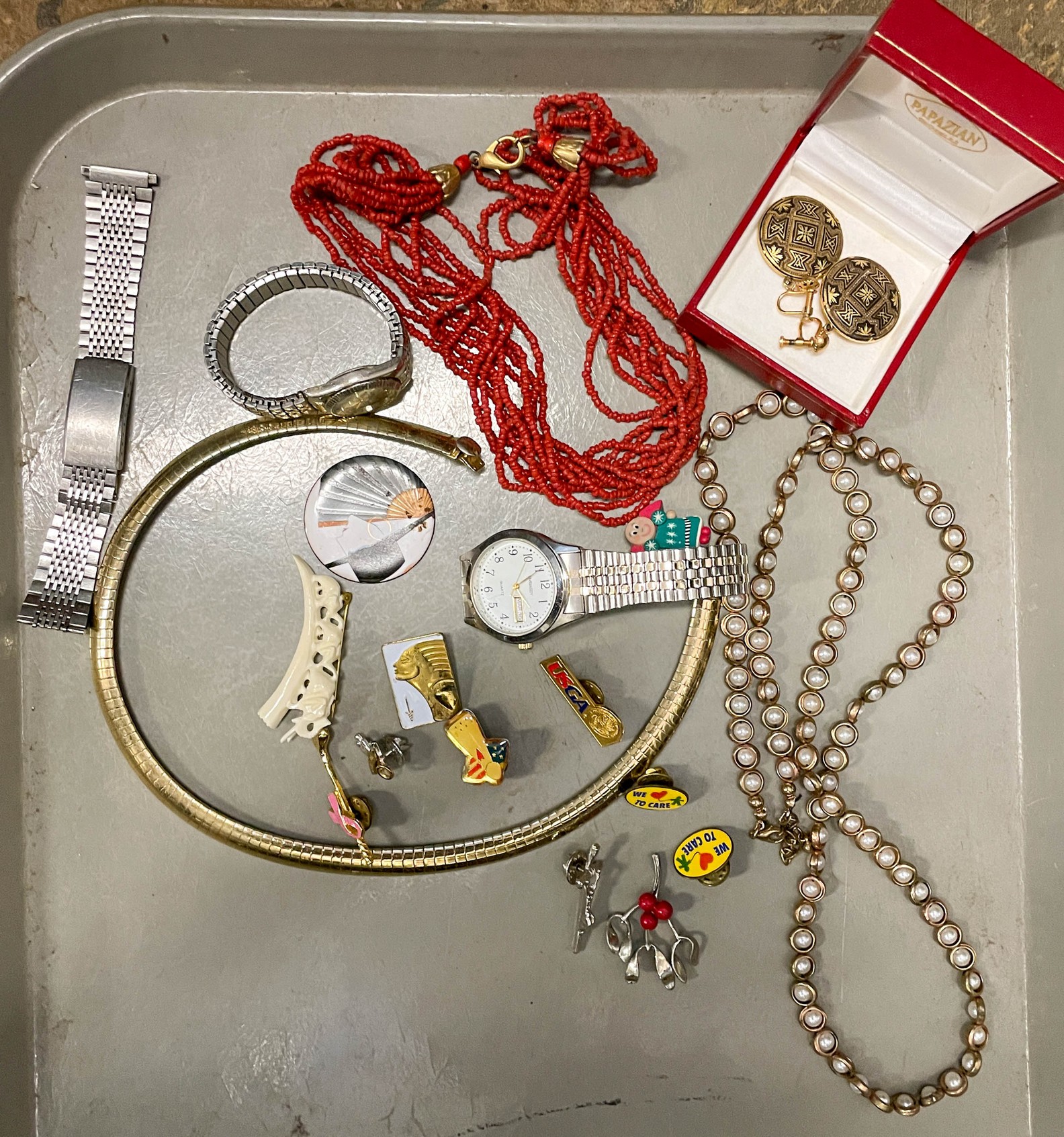 Appraisal: Costume jewelry group to include assorted pins necklaces watches including