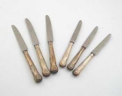 Appraisal: A set of twelve George IV Kings pattern tableknives by