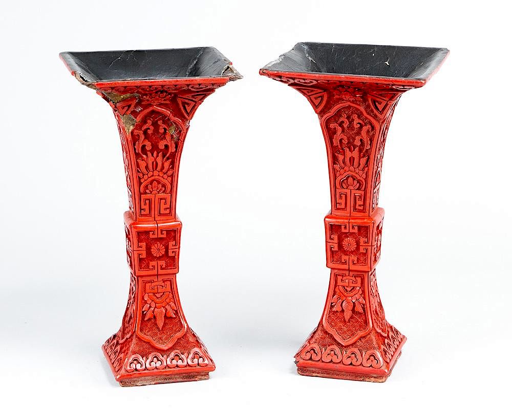 Appraisal: Pair of Kang Xi Lacquer Vases Pair of Kang Xi