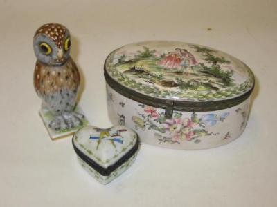 Appraisal: A GERMAN PORCELAIN OWL INKWELL the hinged head forming the