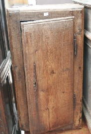 Appraisal: An early th century English oak side cabinet