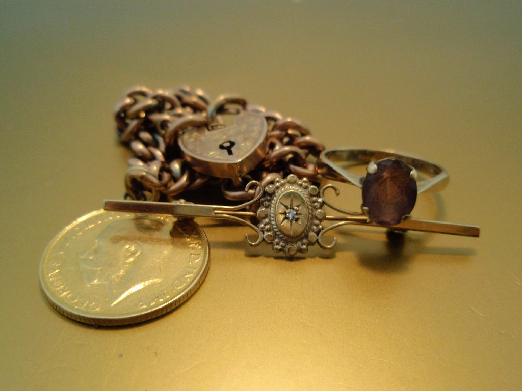 Appraisal: A Victorian bar brooch a ct rose gold graduated link