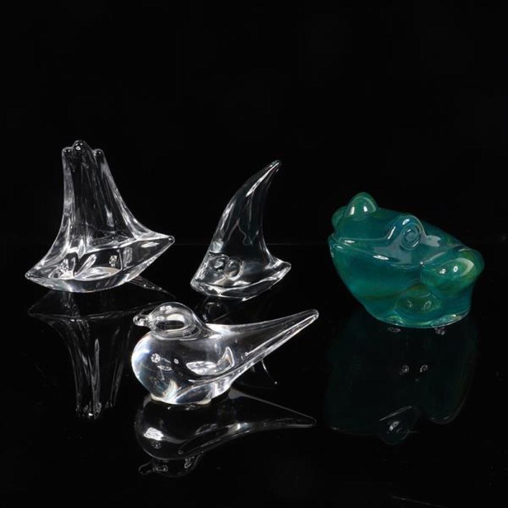 Appraisal: FOUR DAUM FRANCE CRYSTAL FIGURES GREEN FROG AND COLORLESS BIRD