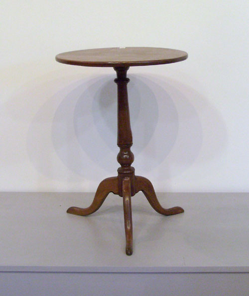 Appraisal: Georgian mahogany candlestand th c h x w