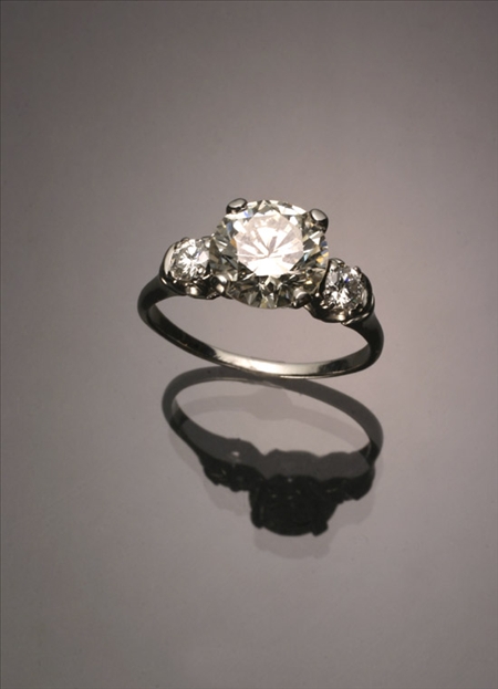 Appraisal: Tested -Karat White-Gold Solitaire Diamond Ring Set with one round