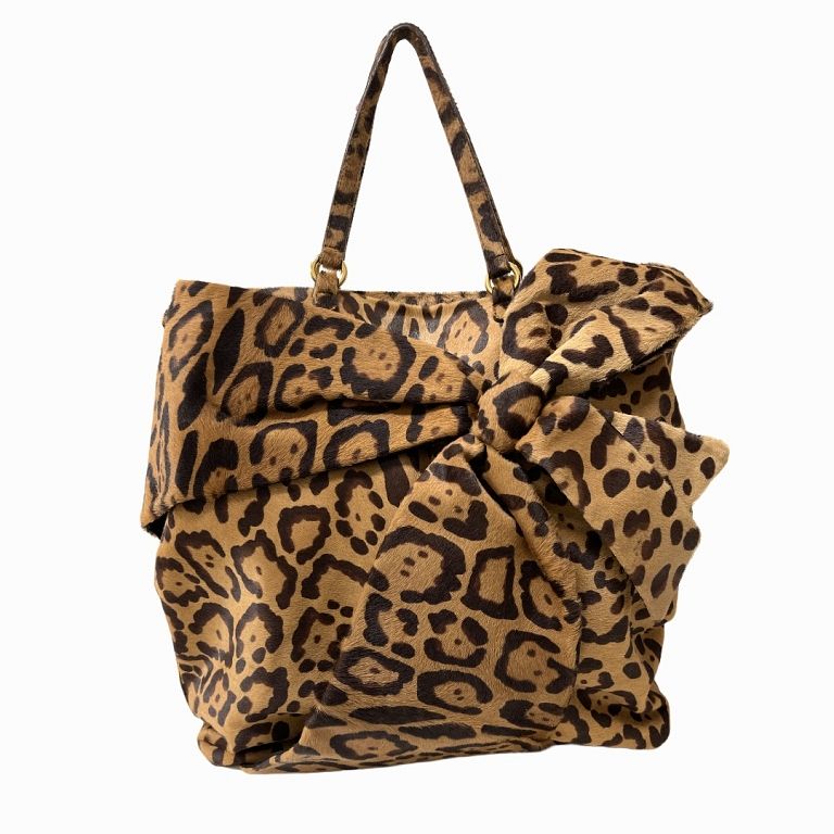 Appraisal: Valentino Garavani Leopard Print Shoulder Bag Valentino Garavani Leopard Print