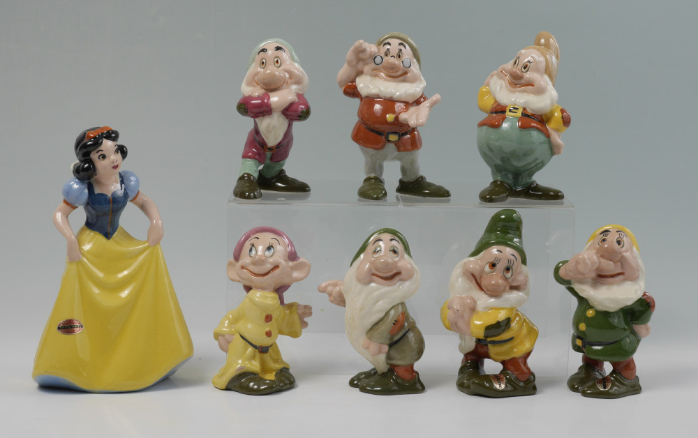 Appraisal: COMPLETE SHAW POTTERY SNOW WHITE AND THE SEVEN DWARFS SET