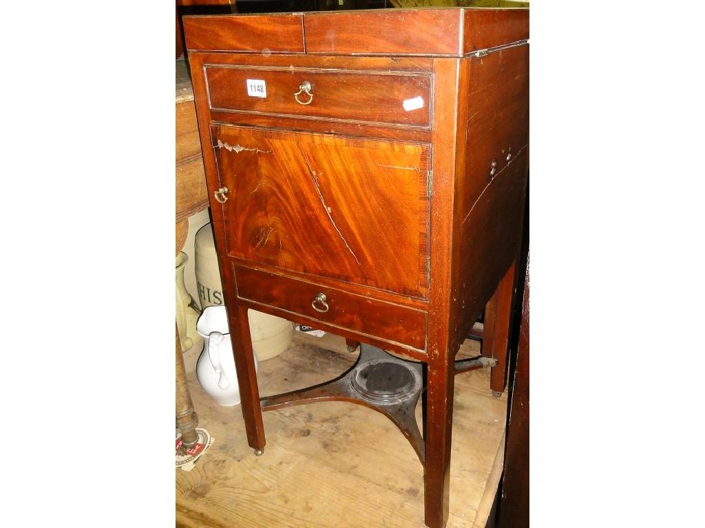 Appraisal: A Georgian mahogany washstand of square cut form with folding