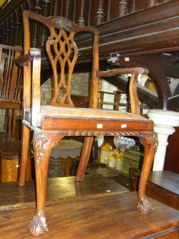 Appraisal: An Edwardian mahogany dining room suite in a Chippendale style