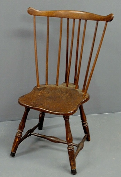 Appraisal: Brace-back Windsor side chair c with a saddle seat and