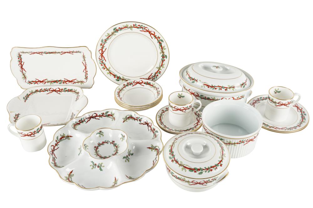 Appraisal: ROYAL WORCESTER PORCELAIN DINNER SERVICEHoliday Ribbons pattern comprising dinner plates