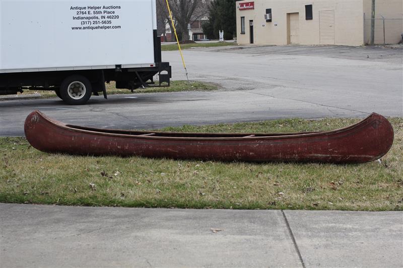 Appraisal: Old Town vintage ' wood canoe Maine ca s Red