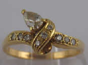 Appraisal: A yellow metal tests carat gold diamond ring the principal