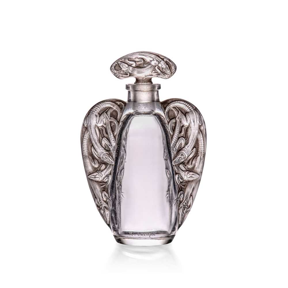 Appraisal: REN LALIQUE FRENCH - OREILLLES L ZARDS SCENT BOTTLE NO