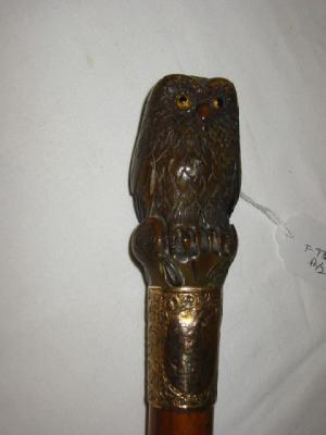 Appraisal: A VICTORIAN MALACCA WALKING STICK the horn grip modelled as