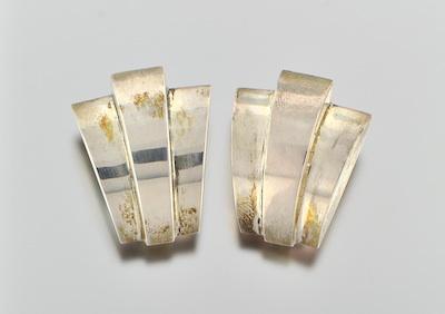 Appraisal: A Pair of Vintage Sterling Silver Ear Clips from Cowell