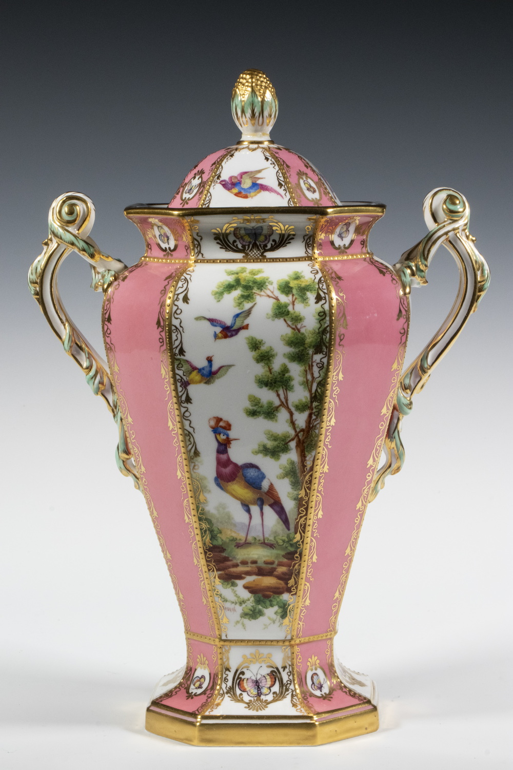 Appraisal: SPODE COPELAND'S CHINA LIDDED URN Late th - Early th