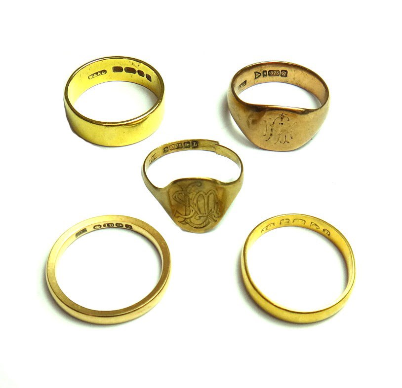 Appraisal: Two ct gold wedding rings combined weight gms an ct